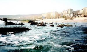 У море в Криму продовжують незаконно виливати нечистоти