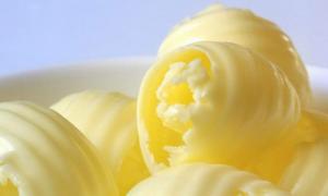 Рослинні жири знайшли в кожному п’ятому маслі