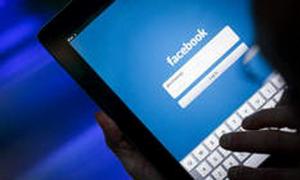 Facebook перенесла випуск власного смартфона на 2013 рік