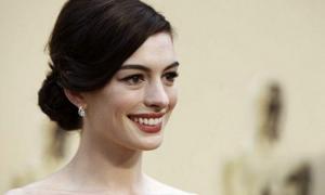 Енн Хетевей чекає первістка