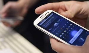 Компанія Samsung купує старі смартфони своїх клієнтів