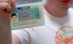 Плату за оформлення національних віз між Україною та Польщею скасовано