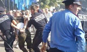 У Миколаєві російську робили регіональною з боями