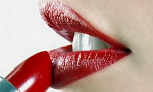 Компоненти губної помади можуть призвести до безпліддя