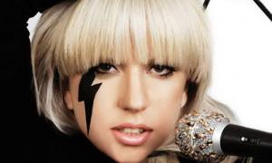 Леді Гага їде концертувати в Росію