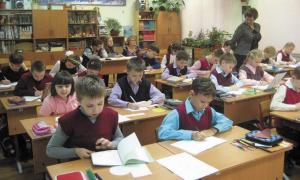 Безкоштовна освіта обходиться батькам надто дорого