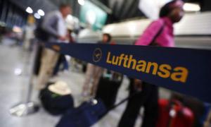 Бортпровідники Lufthansa зробили перерву у страйках на півтора місяця