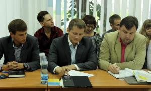 Молодь Луцька зустрілася з кандидатами у нардепи, щоб домовитися про співпрацю