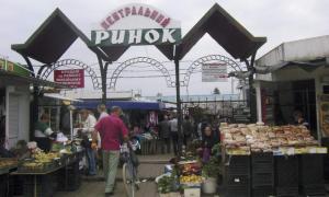 Підприємцям Центрального ринку Луцька треба готуватися до переїзду