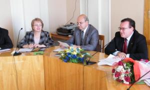 Голову облради нагородили нагрудним знаком