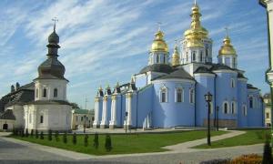 Серед українців популярності набирають турпоїздки батьківщиною
