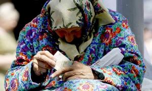 Українцям-довгожителям підвищили виплати 