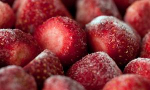 Понад 11 тисяч німецьких школярів отруїлися китайською полуницею