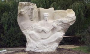 У музеї-скансені в Рокинях встановили пам’ятник козаку Мамаю