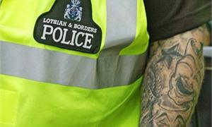Поліцейським Лондона заборонили тату