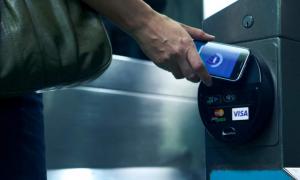 Банки США хочуть замість пластикових карток здійснювати оплату через мобільники