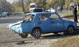 Унаслідок зіткнення з автобусом загинули двоє людей