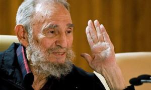 Фідель Кастро з’явився на публіці 