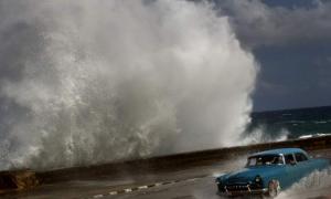 Жертвами урагану «Сенді», який вирує на Кубі та Гаїті, стали понад 20 людей