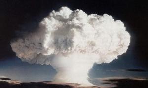 Іран тимчасово призупинив створення атомної бомби