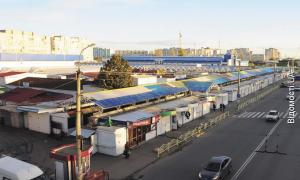 Торгові павільйони на Завокзальному ринку можуть у будь-який момент злетіти в повітря