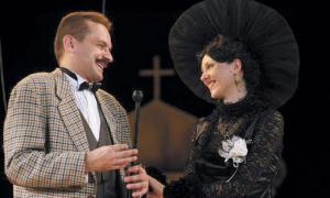 На роль Проні режисер навмисне вибрав актрису-красуню