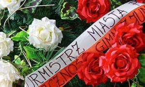 У Польщі прощаються із загиблим під Смоленськом президентом у вигнанні