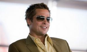 Бред Пітт зароблятиме на прожиття меблями