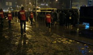 Мітингувальники простояли всю ніч під Центрвиборчкомом