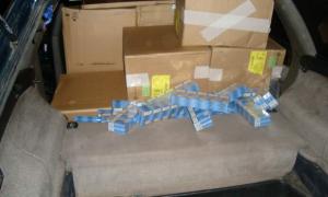 Прикордонники затримали «Ауді» з понад 30 ящиками білоруських сигарет