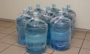 Виробники запевнили, що бутильована вода дорожчати не буде