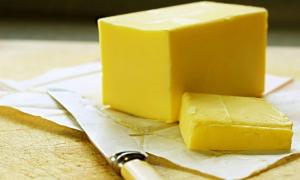 Лучанка поцупила з супермаркету 24 пачки масла