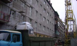 Новий рік мешканці зруйнованого будинку на Рівненській зустрінуть у відремонтованих квартирах