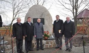 На Камінь-Каширщині встановили меморіальну дошку Лесі Українці