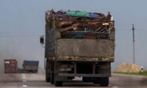 Локачинські даішники затримали вантажівку металобрухту