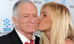 Засновник Playboy одружується з нареченою-втікачкою