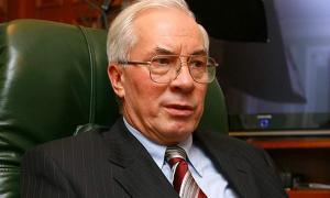 Азарова можуть знову посадити у прем’єрське крісло