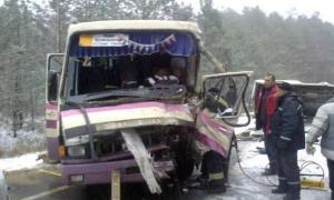 В Сарненському районі зіткнулися три автомобілі