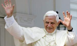 Папа Римський Бенедикт XVI написав перше повідомлення у Twitter