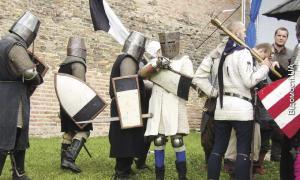 Театральний майдан Луцька заполонять лицарі замку Любарта