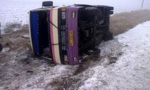 На Херсонщині перекинувся автобус із 24 пасажирами
