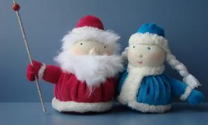 Податківці просять Дідів Морозів та Снігуроньок заплатити податки