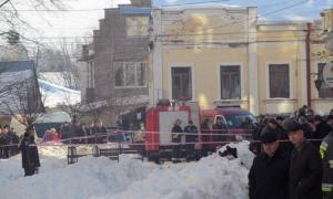 У Чернівцях колишній прикордонник підірвав медуніверситет