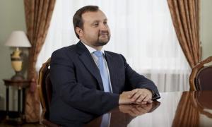 Арбузов може змінити Азарова у прем’єрському кріслі у першому півріччі 2013-го