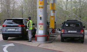 Експерти заявили, що бензин і надалі дорожчатиме