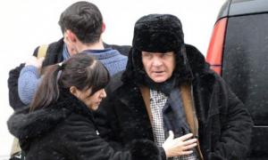 Ентоні Хопкінс не витримав російських морозів і підхопив застуду