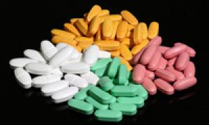 Працівник Маневицької колонії постачав наркотики в’язням