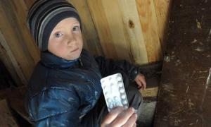 Дітям до 16 років хочуть обмежити продаж ліків