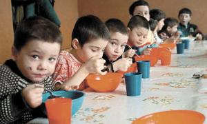 Держава має намір знайти родину для кожної сироти