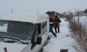 МНСники витягали автівки волинян